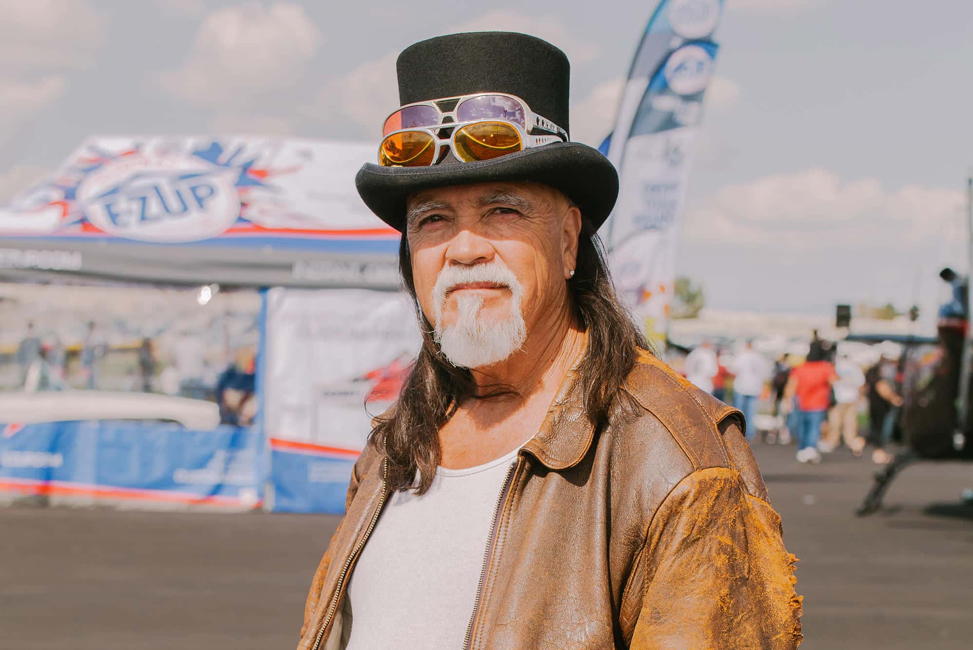 Alexander Mercadefe Photographs the Faces of a California Airshow