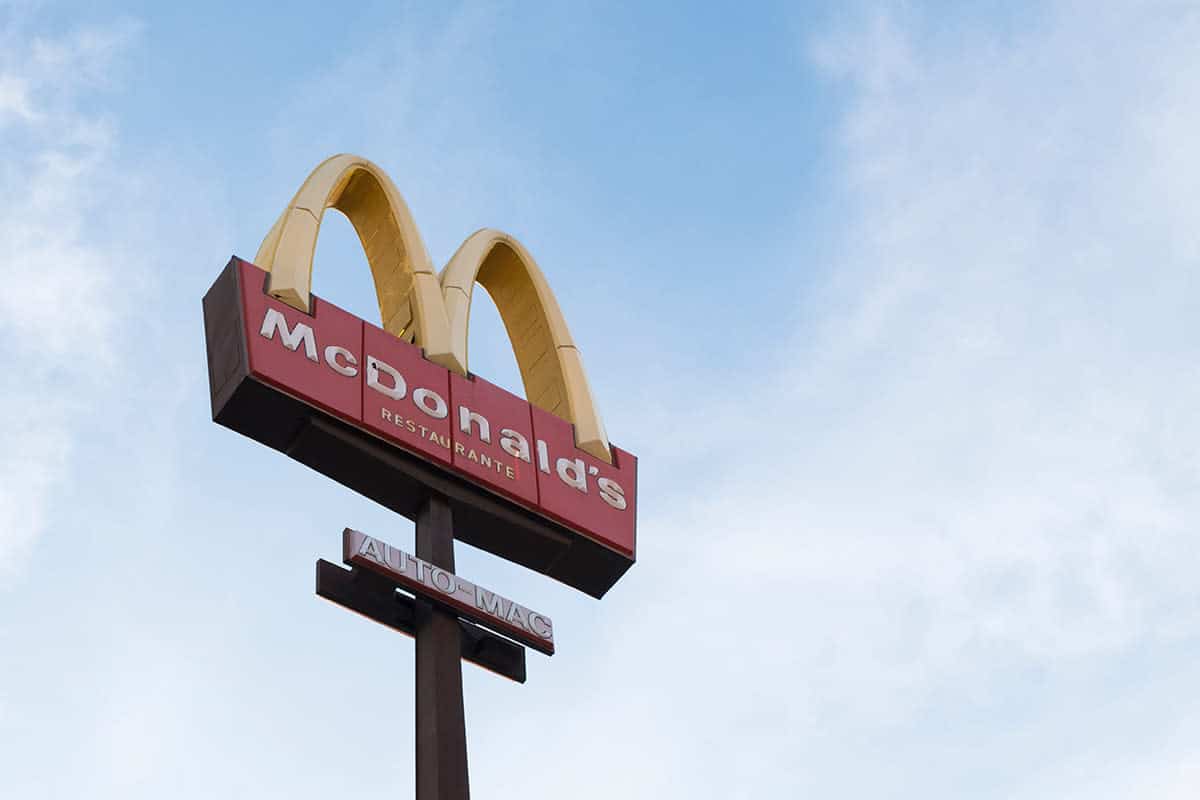 brand_identity_mcdonalds_logo